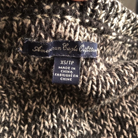 American Eagle Black and White Marled Sweater Sz XS EUC - Picture 6 of 7
